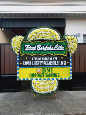 Papan Bunga Duka di Irimuli