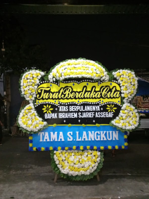 Papan Bunga Duka di Irimuli